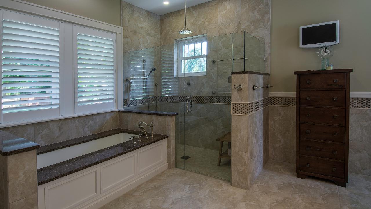 Cleopatra 2 Cleopatra 2