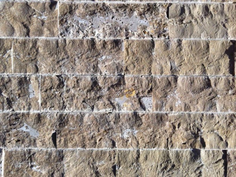 Travertine 'Noce' Rockface   